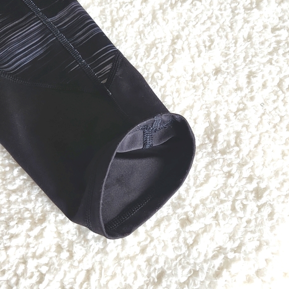 Athletic Leggings - Picture 4 of 7